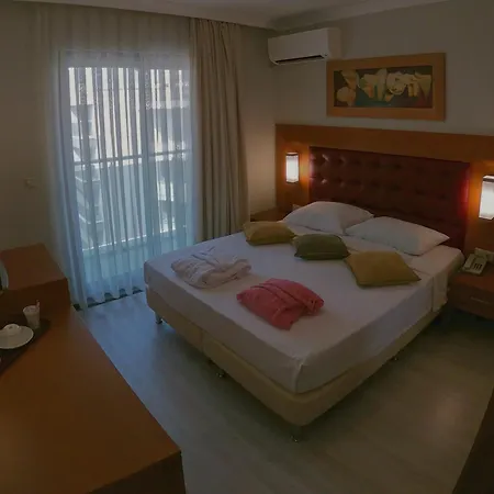 Scylax Mahmutlar Szálloda 4*